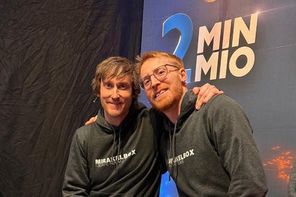 Hannes Mair und Michael Walter, Gründer des Tiroler Start-ups MIRAKELBOX